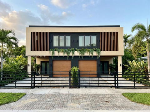 Real estate property located at 3021 27th Street, Miami-dade, Silver Bluff, Miami, FL