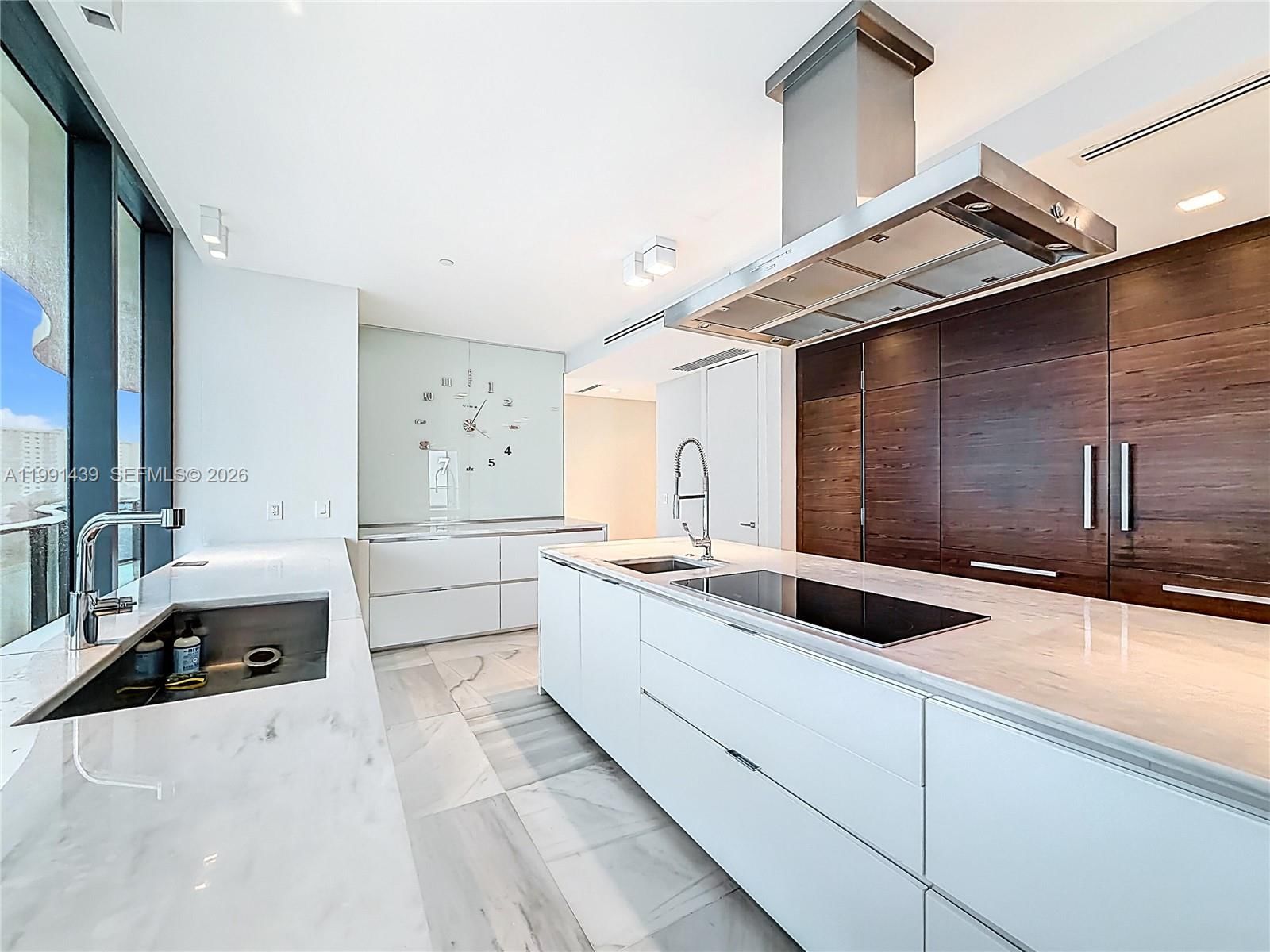 Real estate property located at 19575 Collins Ave #5, Miami-dade, Regalia Condo, Sunny Isles Beach, FL