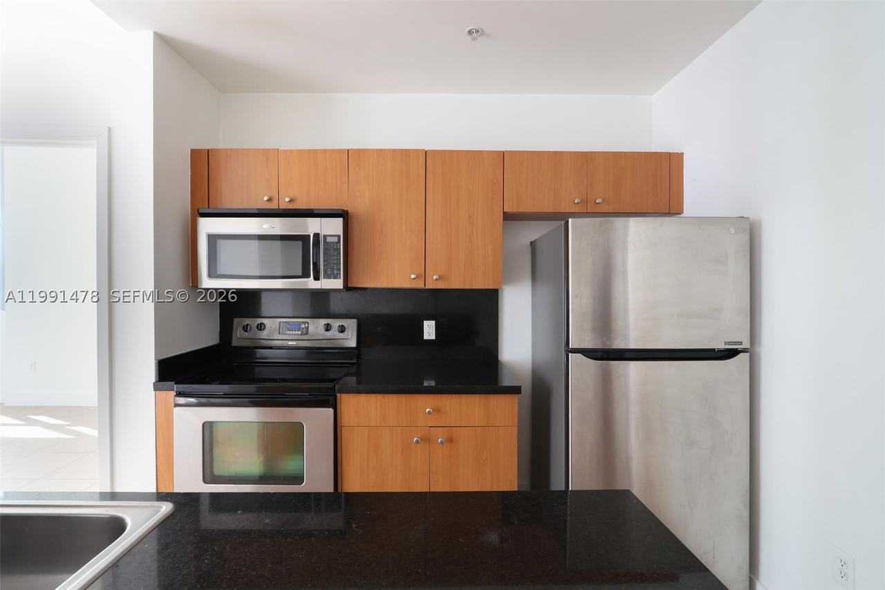 Real estate property located at 2200 4th Ave #1002, Miami-dade, Edgewater Lofts Condo, Miami, FL