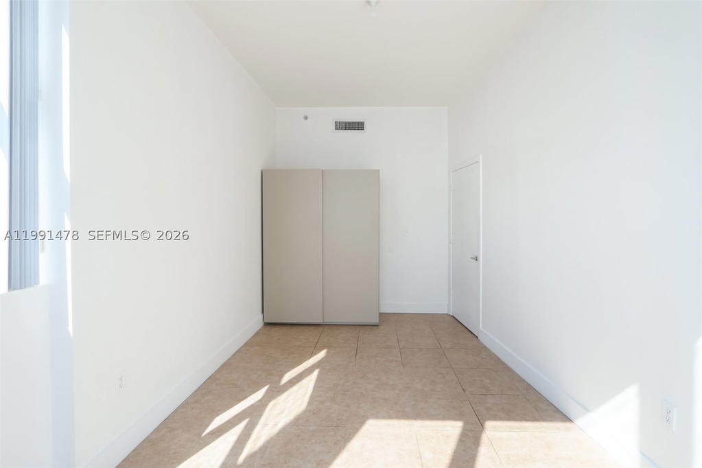 Real estate property located at 2200 4th Ave #1002, Miami-dade, Edgewater Lofts Condo, Miami, FL