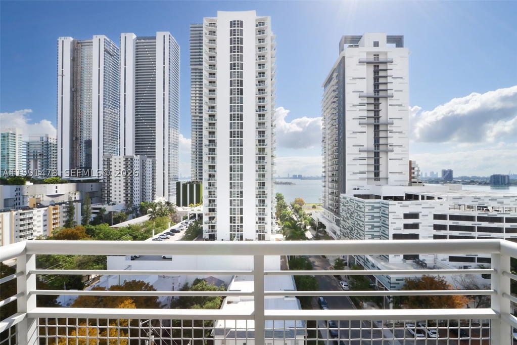 Real estate property located at 2200 4th Ave #1002, Miami-dade, Edgewater Lofts Condo, Miami, FL
