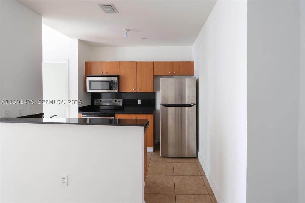 Real estate property located at 2200 4th Ave #1002, Miami-dade, Edgewater Lofts Condo, Miami, FL