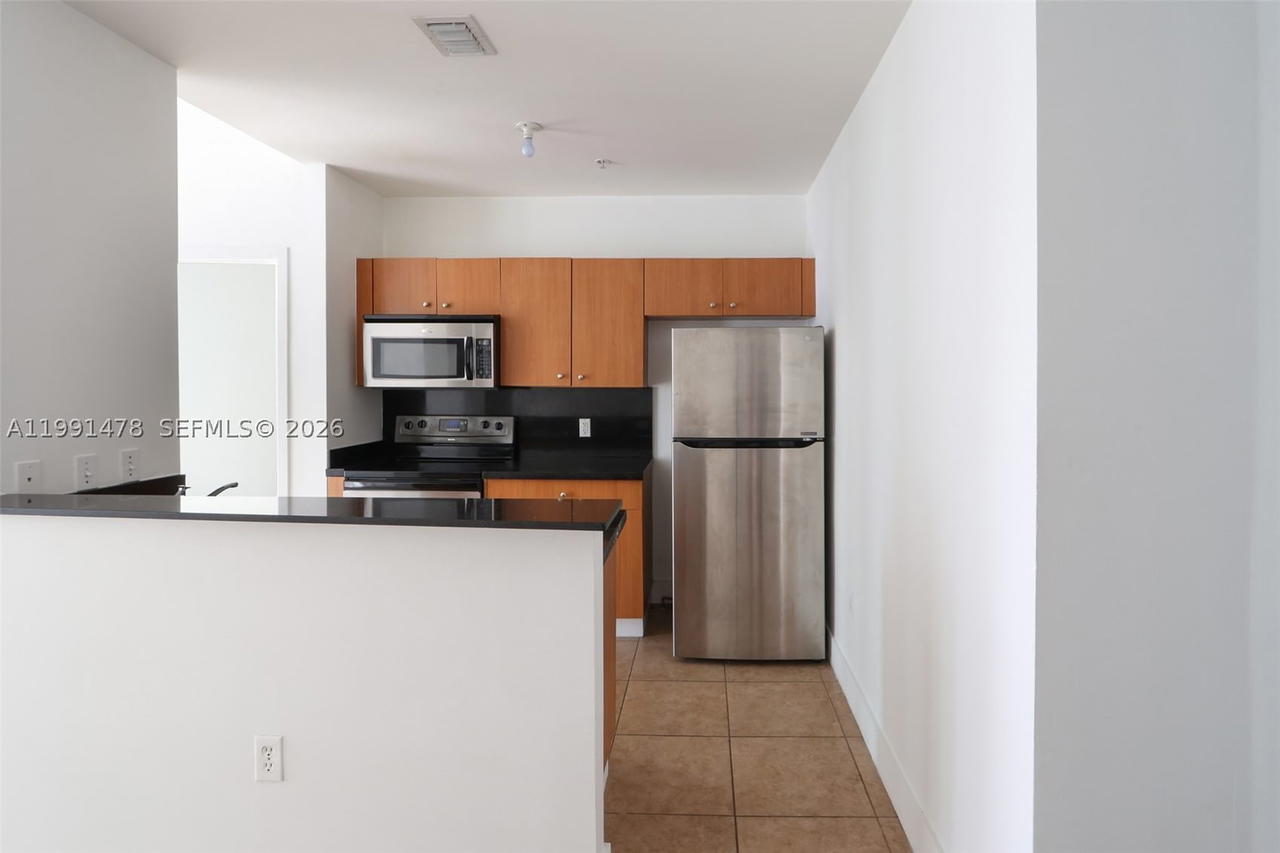 Real estate property located at 2200 4th Ave #1002, Miami-dade, Edgewater Lofts Condo, Miami, FL