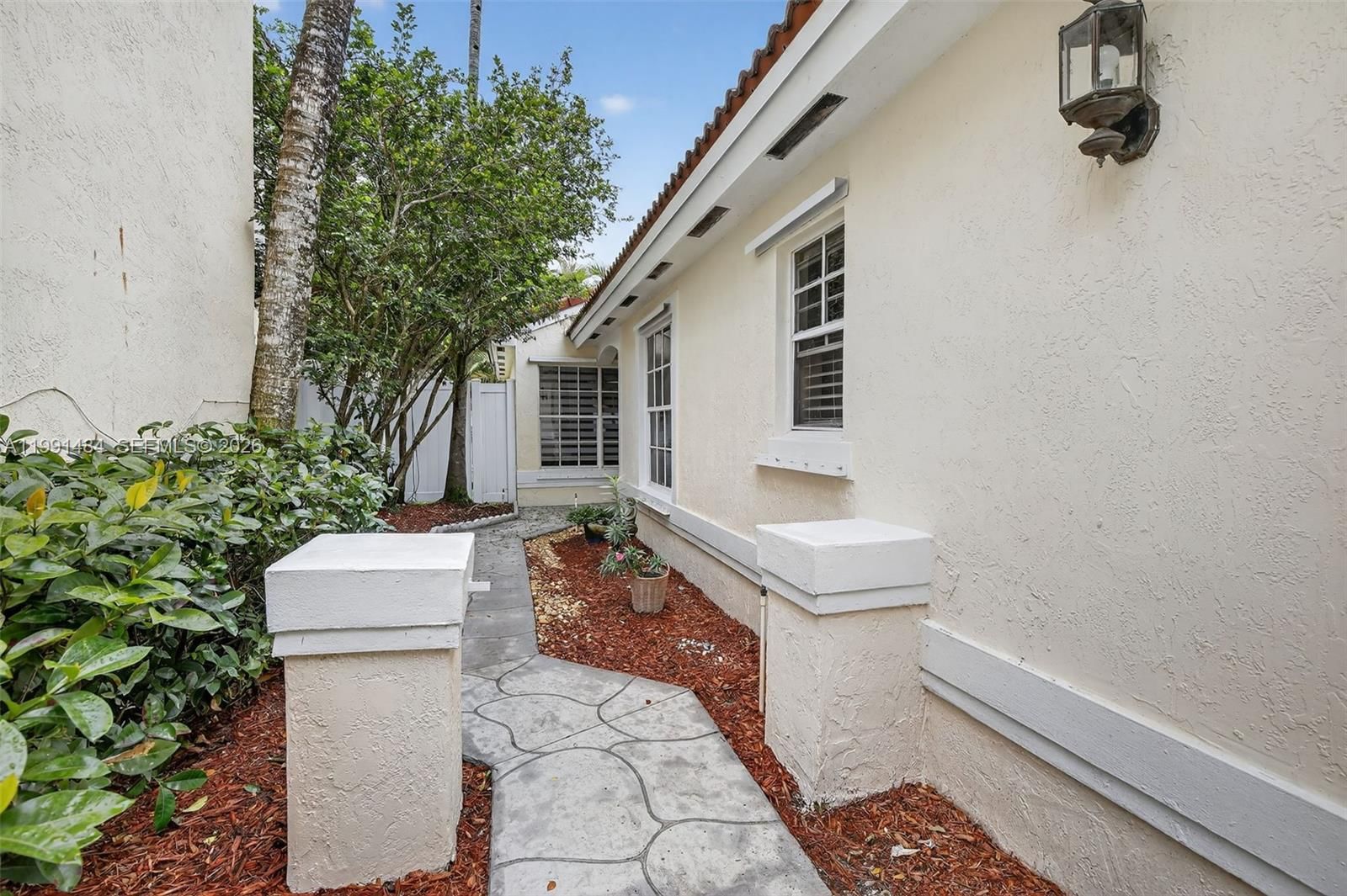 Real estate property located at 922 Opal Ter, Broward, Sector 5 Parcel, Weston, FL