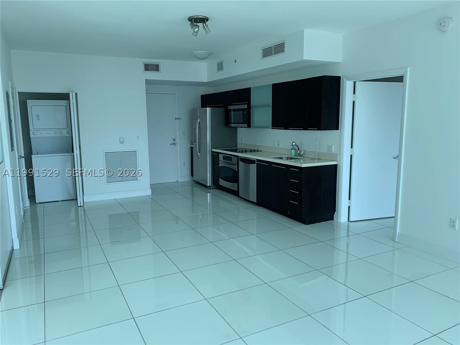 Real estate property located at 90 3rd St #3610, Miami-dade, Ivy Condo, Miami, FL