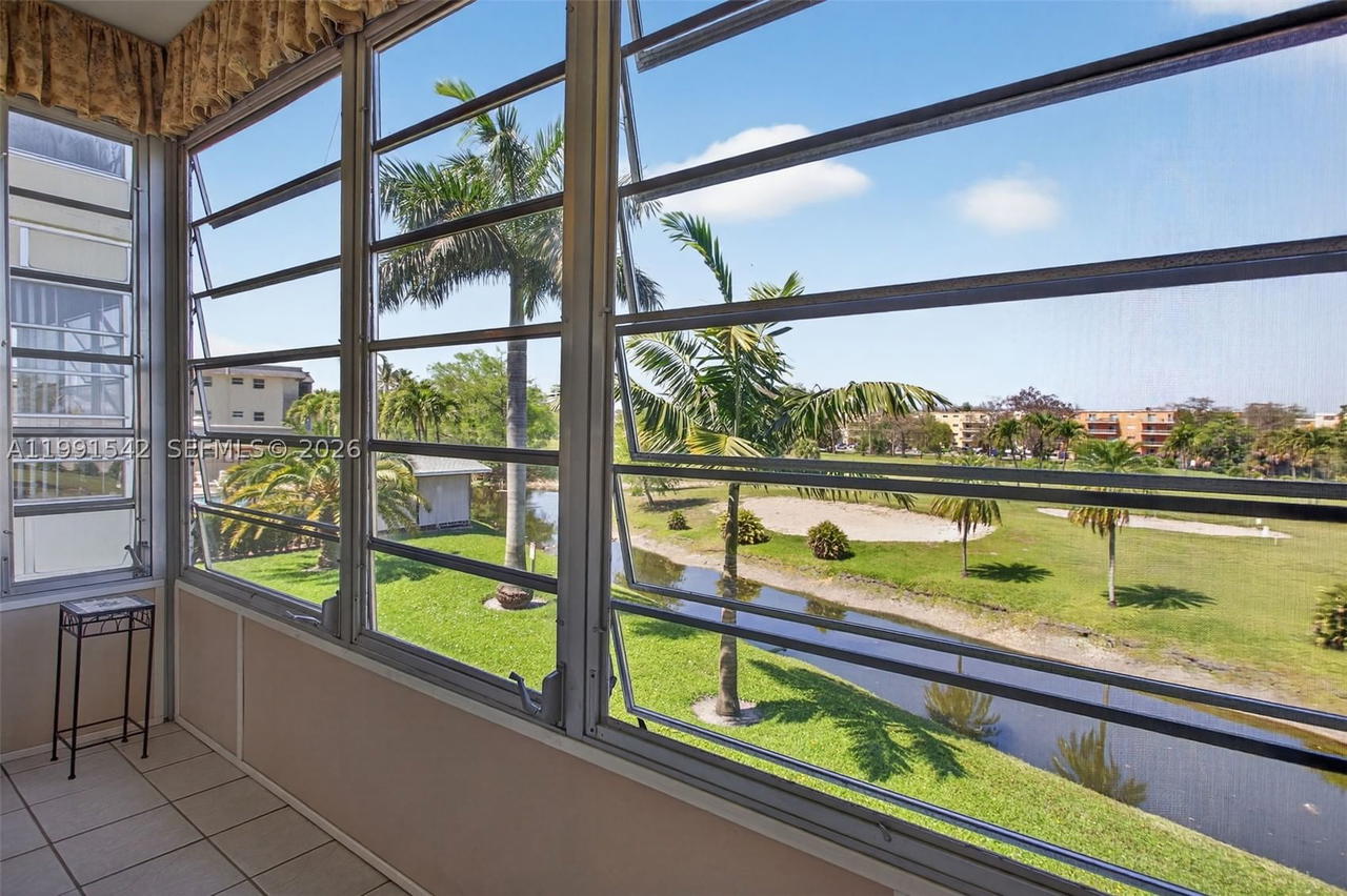 Real estate property located at 4299 16th St #202, Broward, Ashley Hall Condo, Lauderhill, FL