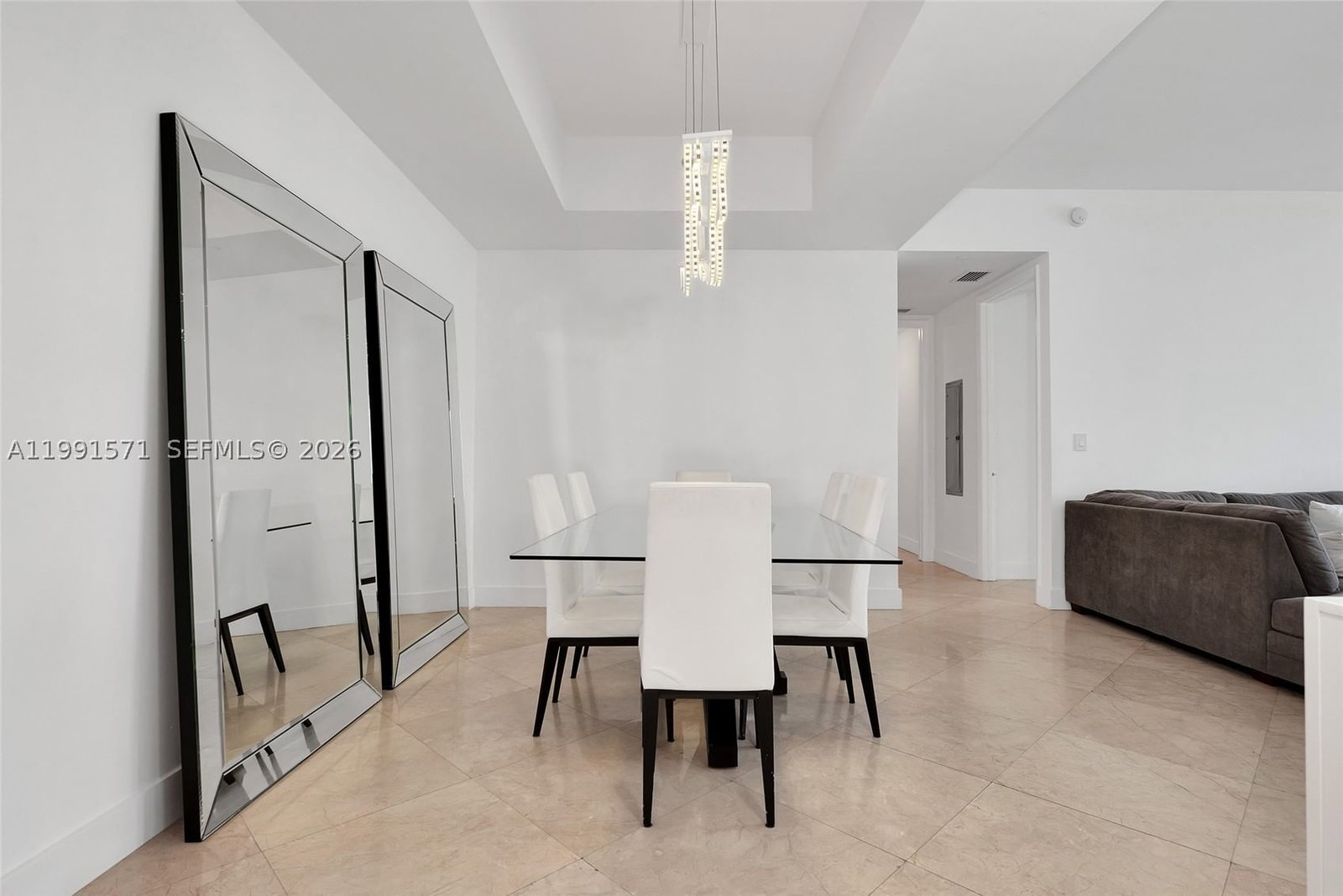 Real estate property located at 16001 collins ave #1005, Miami-dade, Tdr Tower I Condo, Sunny Isles Beach, FL