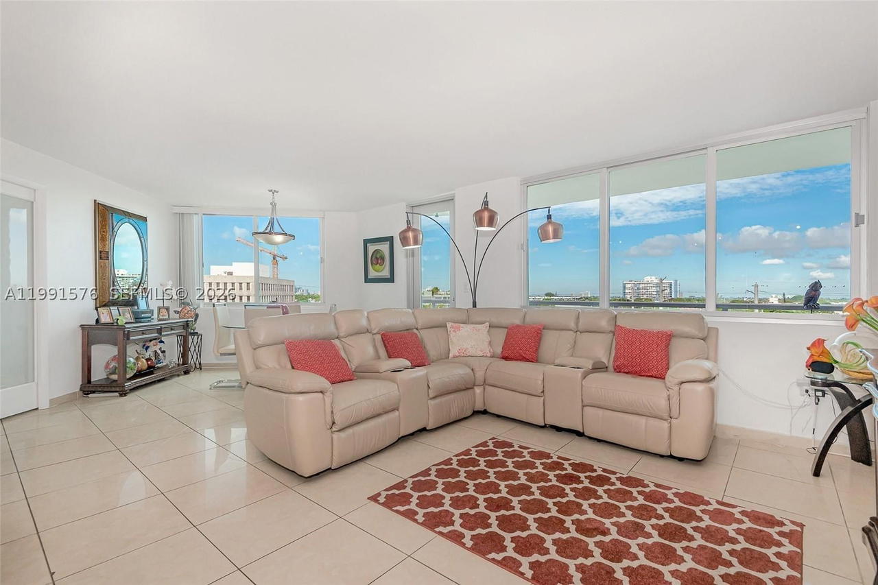 Real estate property located at 7135 Collins Ave #625, Miami-dade, Burleigh House Condo, Miami Beach, FL
