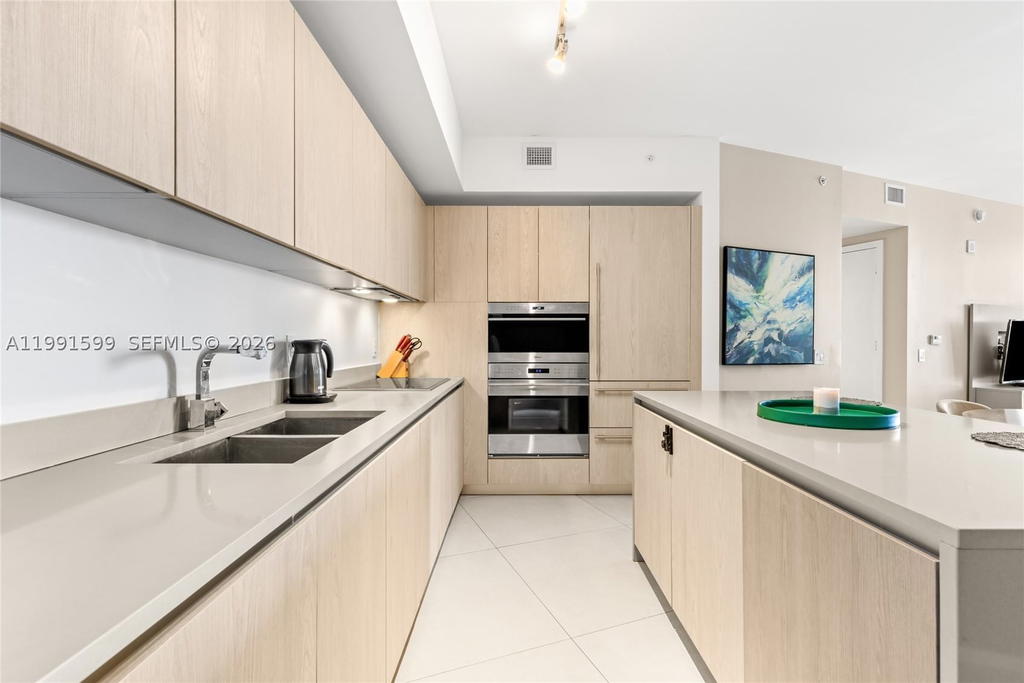 Real estate property located at 4111 Ocean Dr #1107, Broward, 4111 South Ocean Drive Co, Hollywood, FL