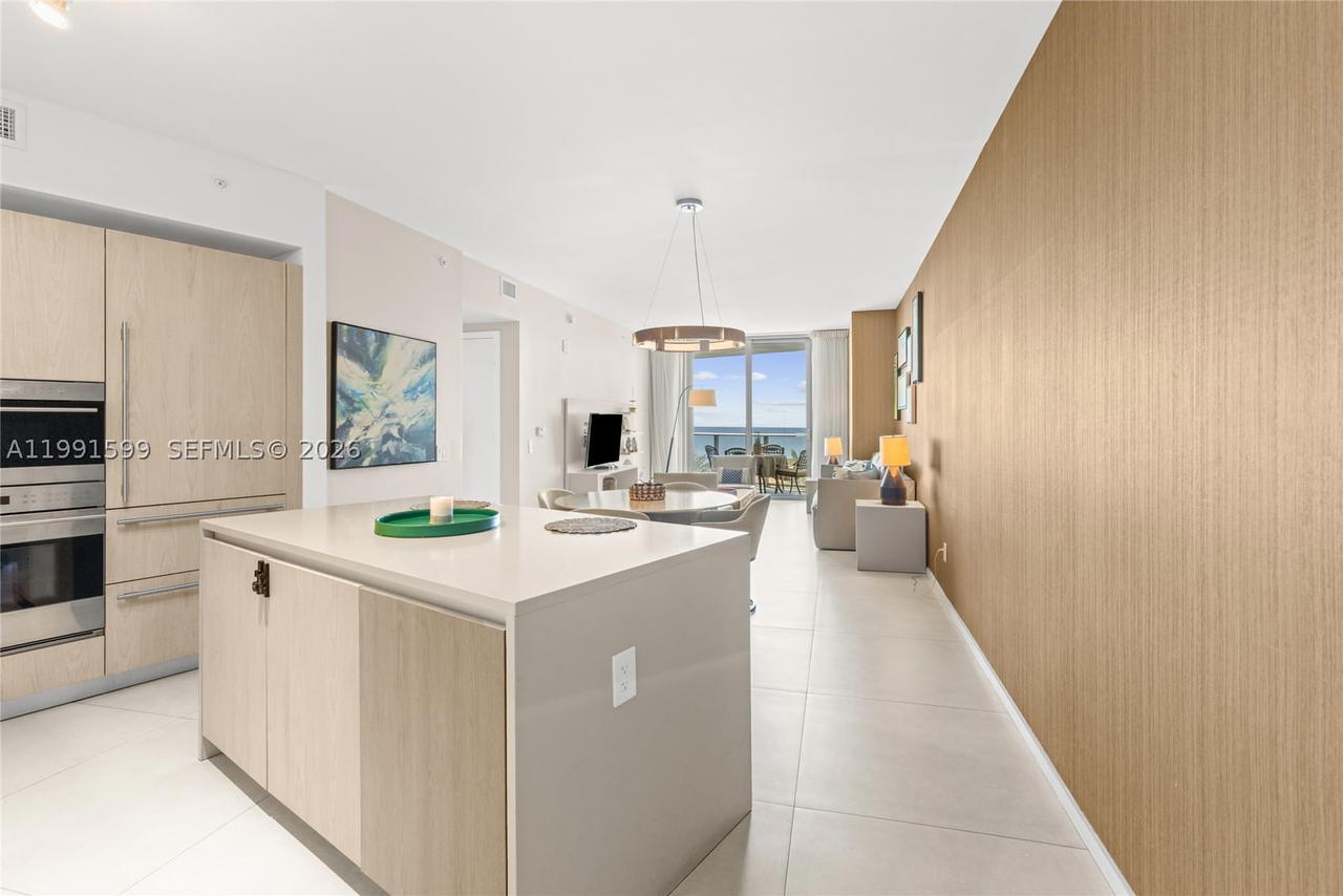 Real estate property located at 4111 Ocean Dr #1107, Broward, 4111 South Ocean Drive Co, Hollywood, FL