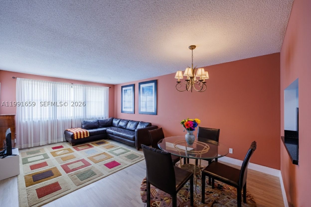 Real estate property located at 2300 Park Ln #203, Broward, Sheridan Lakes Condo Apts, Hollywood, FL