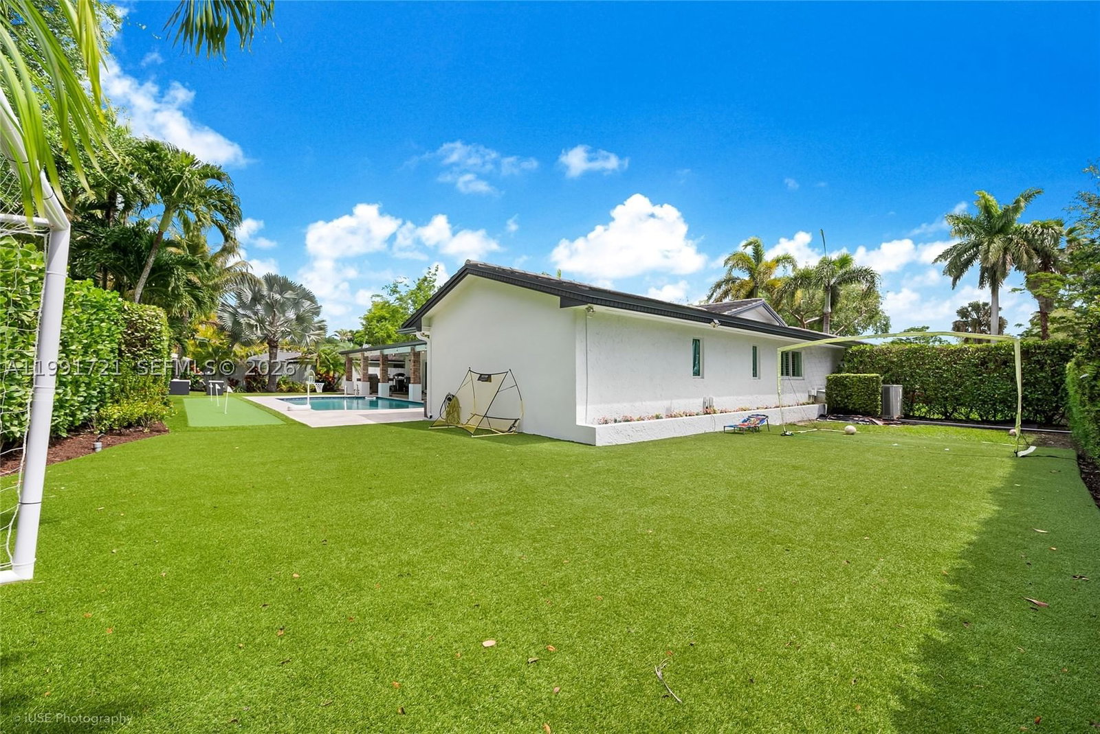 Real estate property located at 10330 71st Ave, Miami-dade, Kendall East, Pinecrest, FL