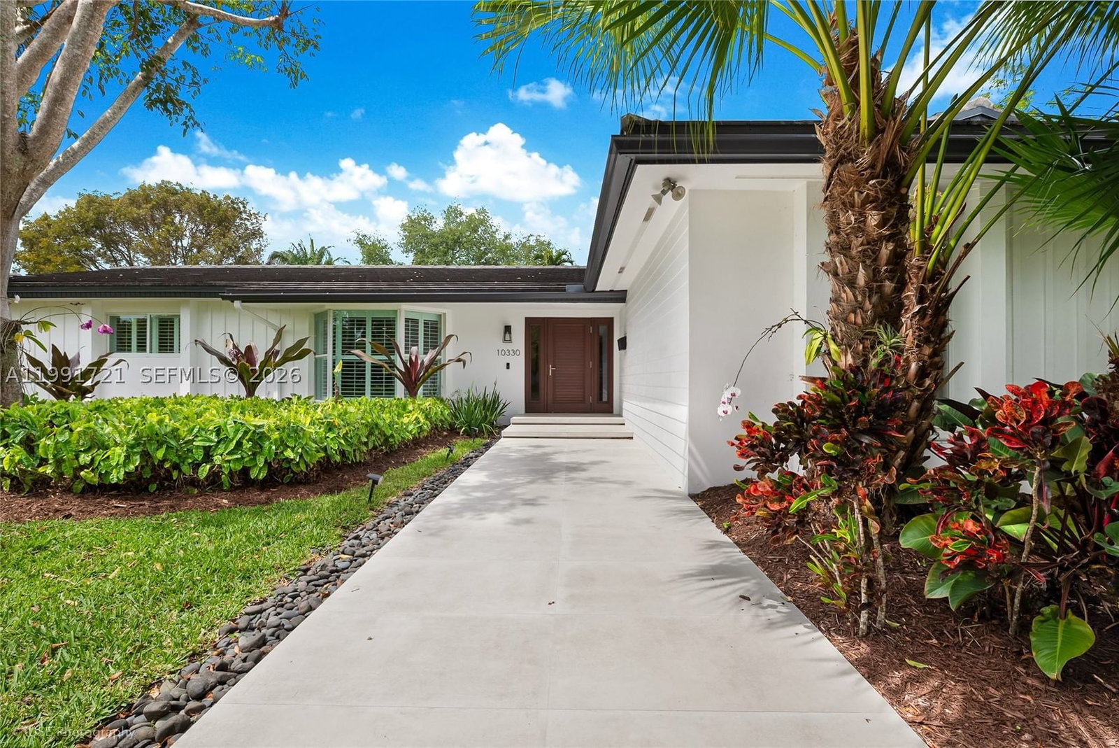Real estate property located at 10330 71st Ave, Miami-dade, Kendall East, Pinecrest, FL