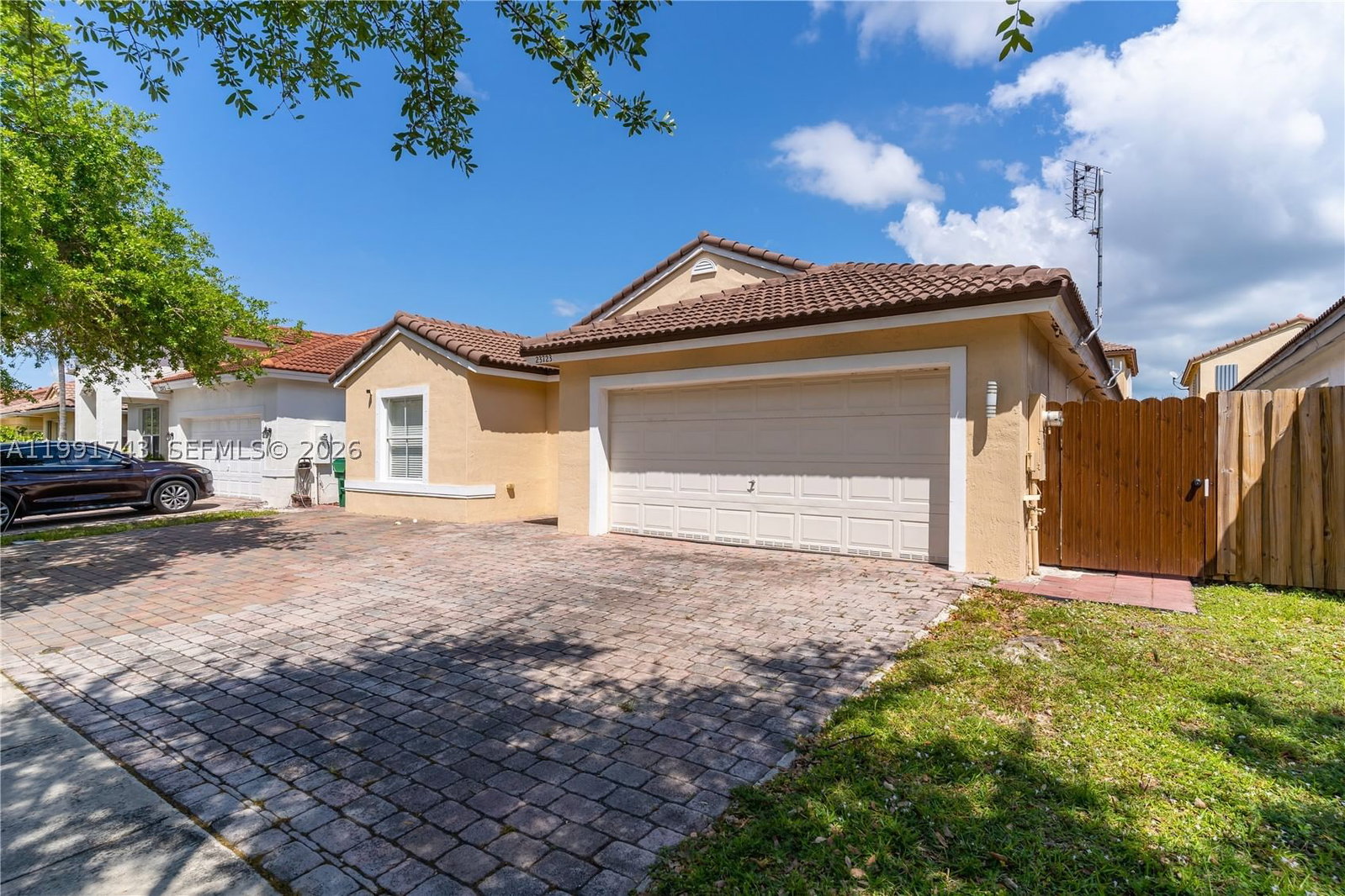 Real estate property located at 23723 107th Ct, Miami-dade, Spicewood Sub, Homestead, FL