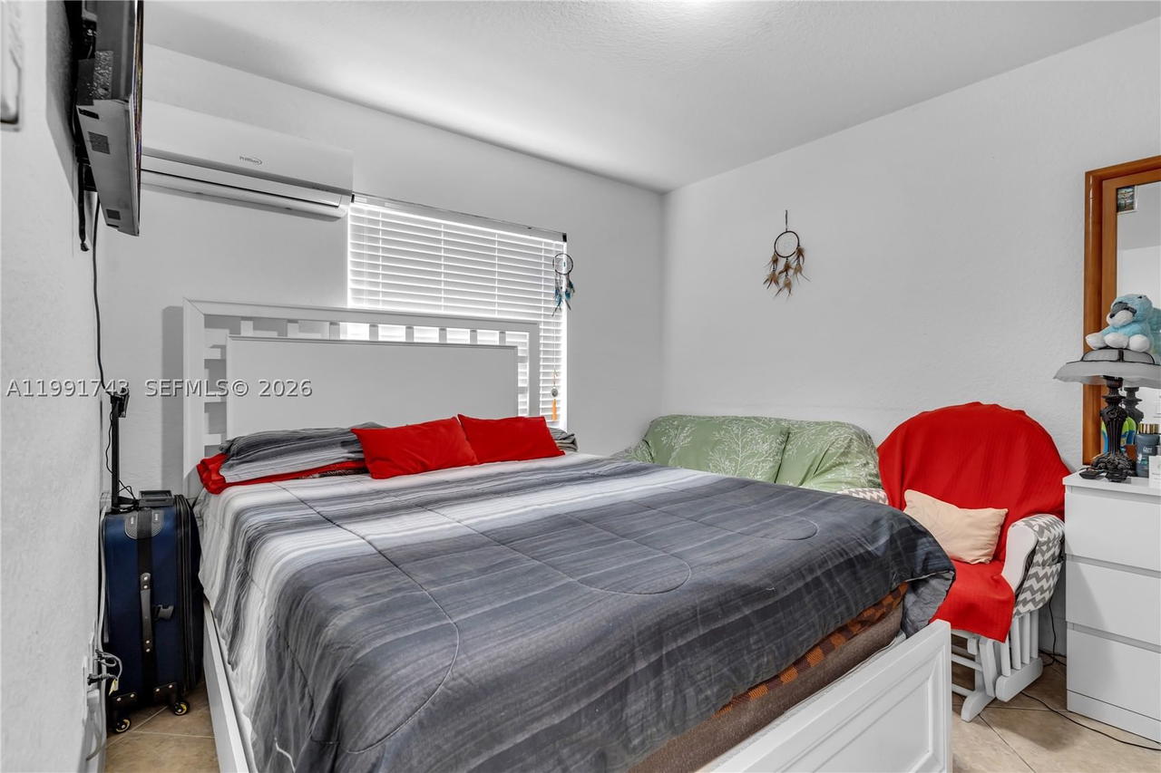 Real estate property located at 23723 107th Ct, Miami-dade, Spicewood Sub, Homestead, FL