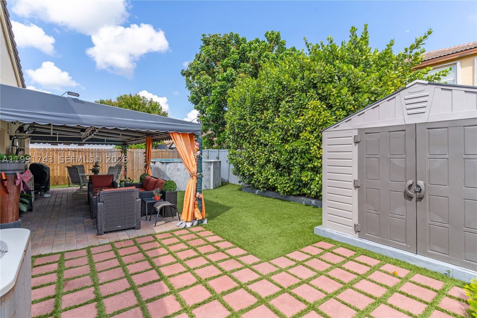 Real estate property located at 23723 107th Ct, Miami-dade, Spicewood Sub, Homestead, FL