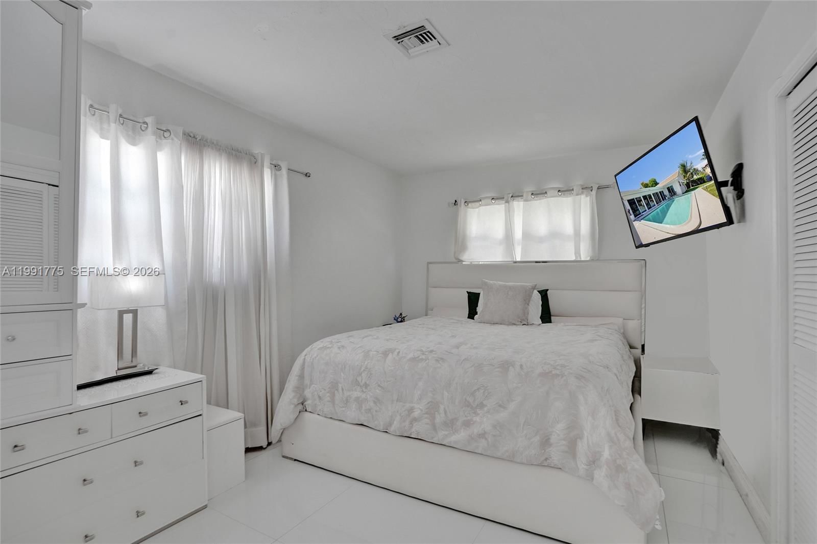 Real estate property located at 4100 Bayview Dr, Broward, Coral Ridge Country Club, Fort Lauderdale, FL