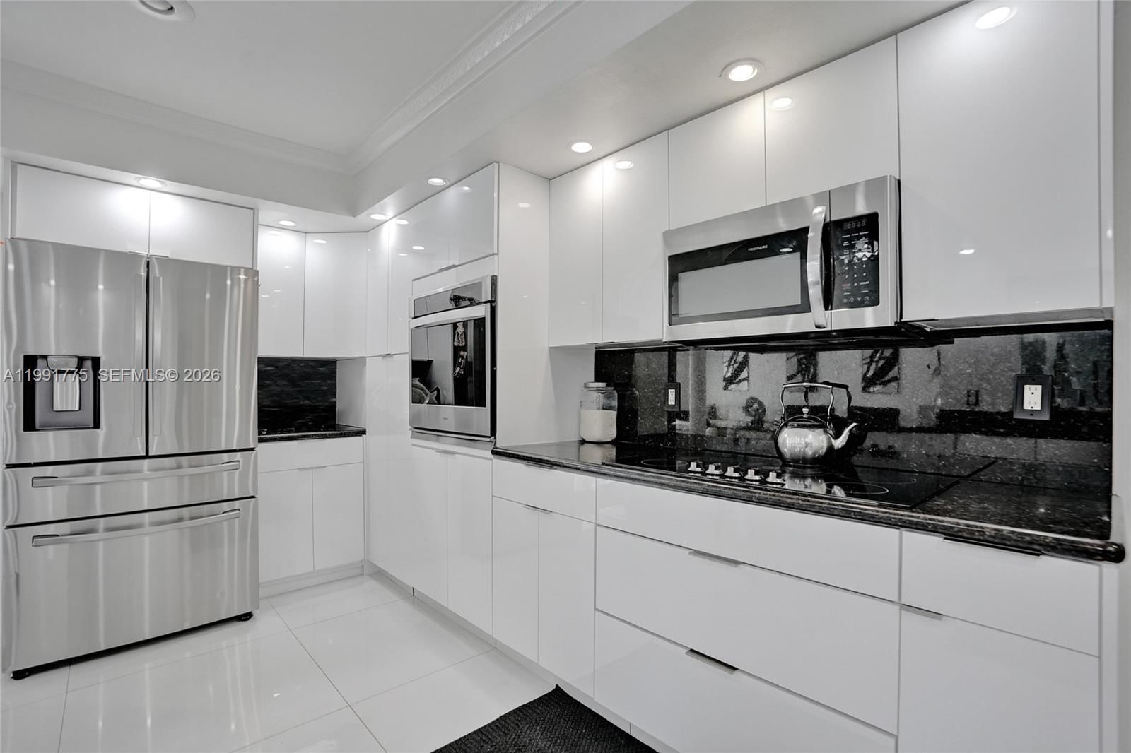 Real estate property located at 4100 Bayview Dr, Broward, Coral Ridge Country Club, Fort Lauderdale, FL