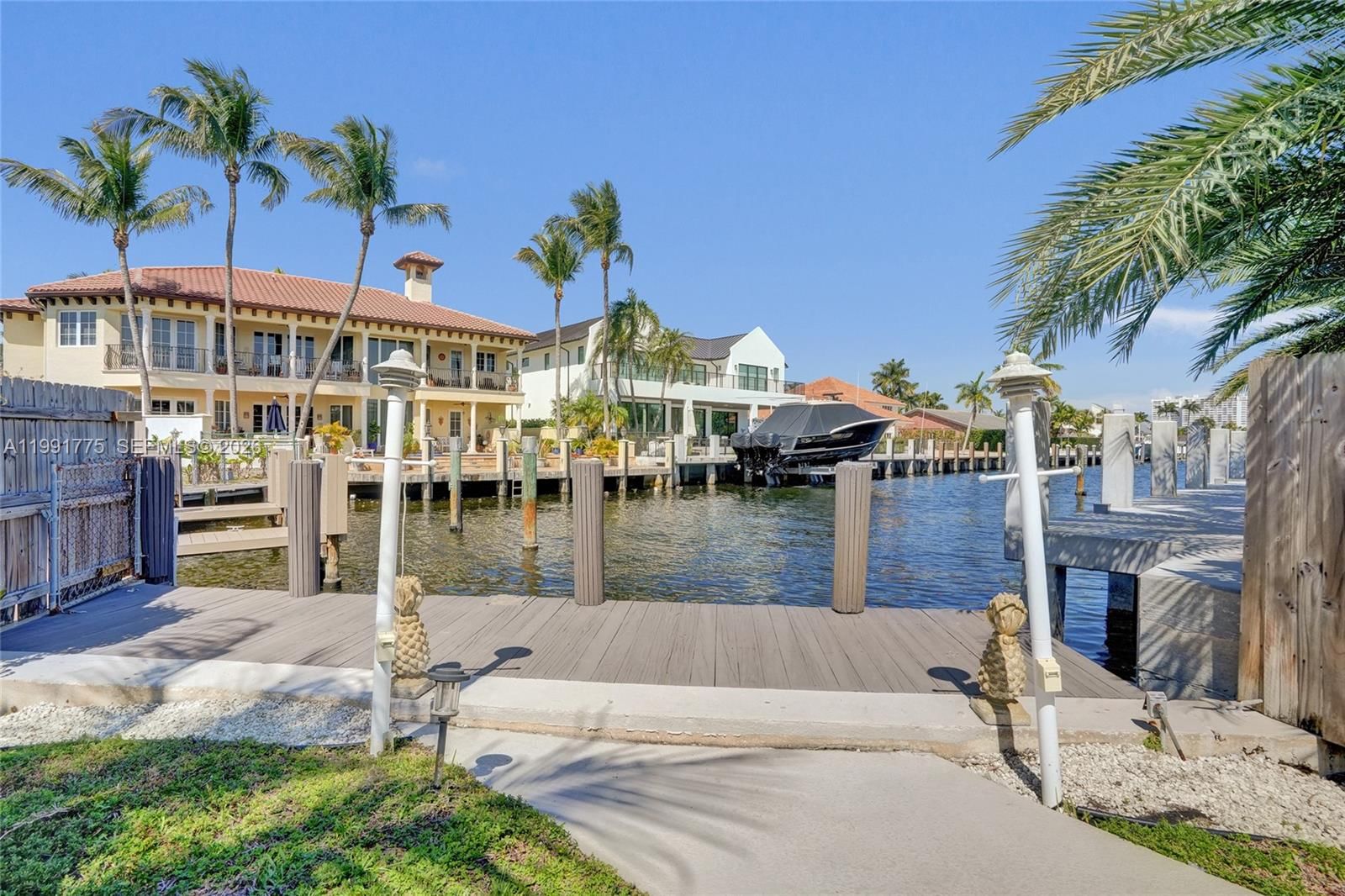 Real estate property located at 4100 Bayview Dr, Broward, Coral Ridge Country Club, Fort Lauderdale, FL