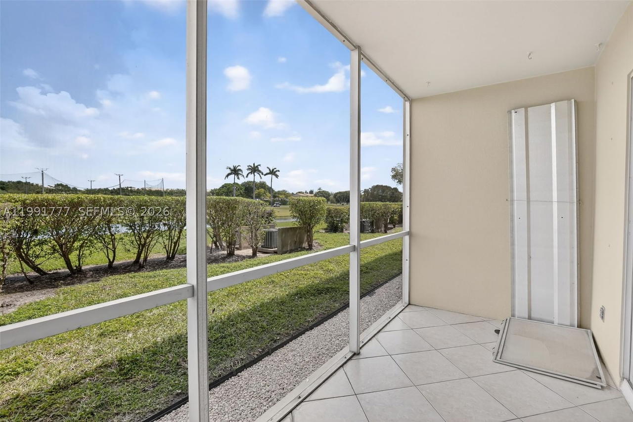 Real estate property located at 901 128th Ter #102A, Broward, Cambridge At Century, Pembroke Pines, FL