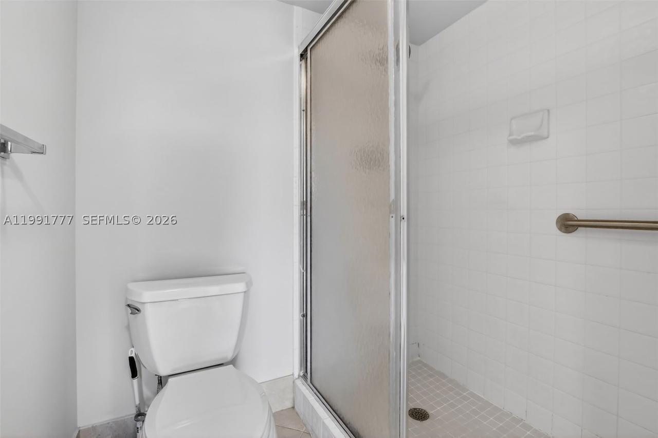 Real estate property located at 901 128th Ter #102A, Broward, Cambridge At Century, Pembroke Pines, FL