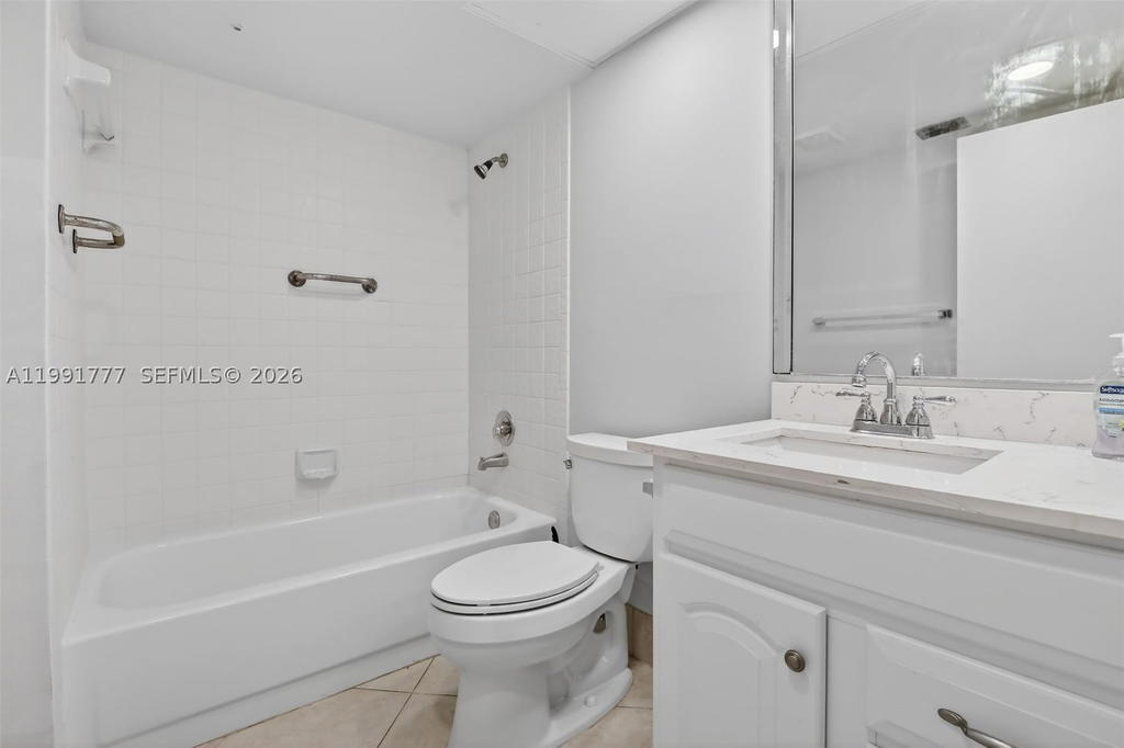 Real estate property located at 901 128th Ter #102A, Broward, Cambridge At Century, Pembroke Pines, FL