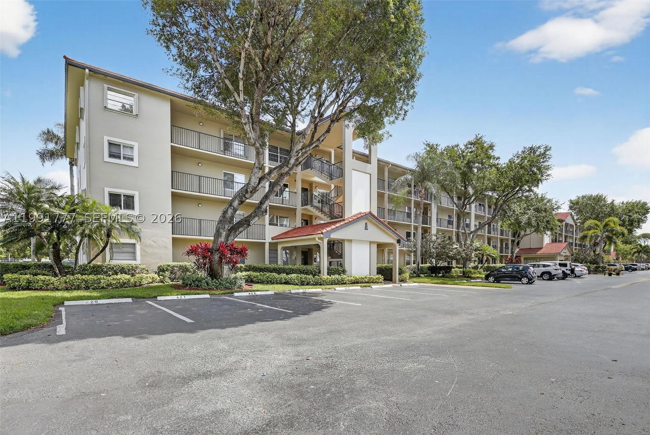 Real estate property located at 901 128th Ter #102A, Broward, Cambridge At Century, Pembroke Pines, FL