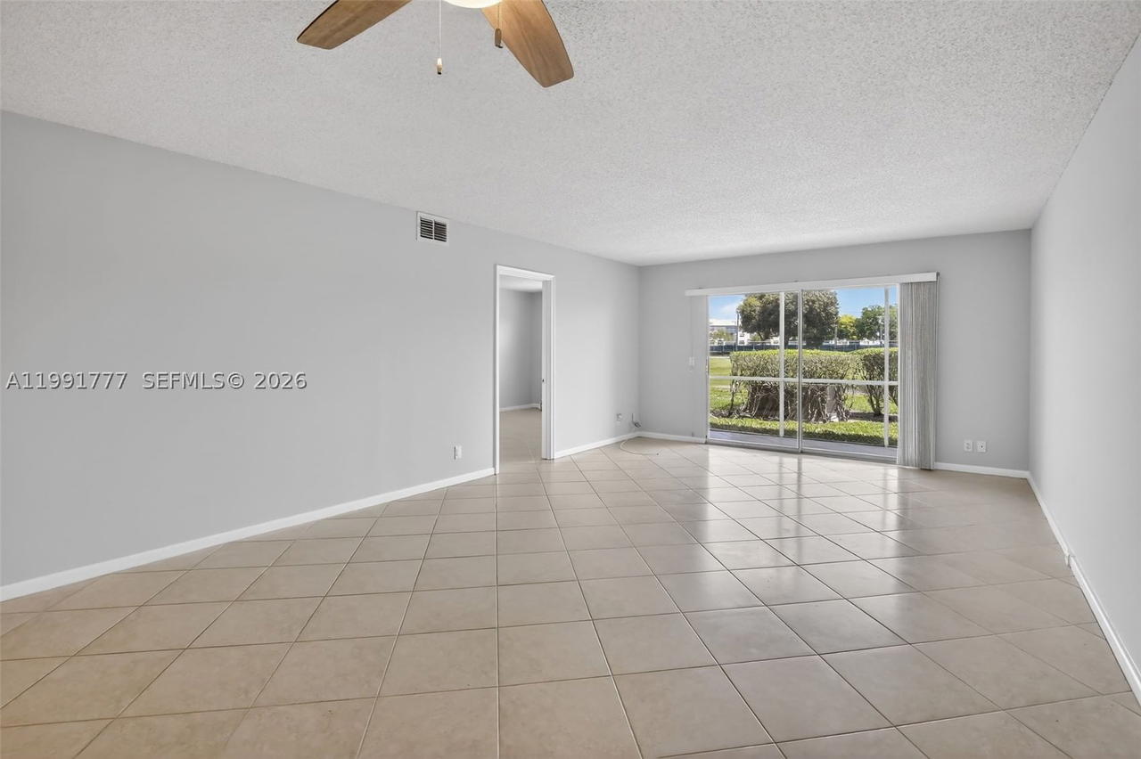Real estate property located at 901 128th Ter #102A, Broward, Cambridge At Century, Pembroke Pines, FL