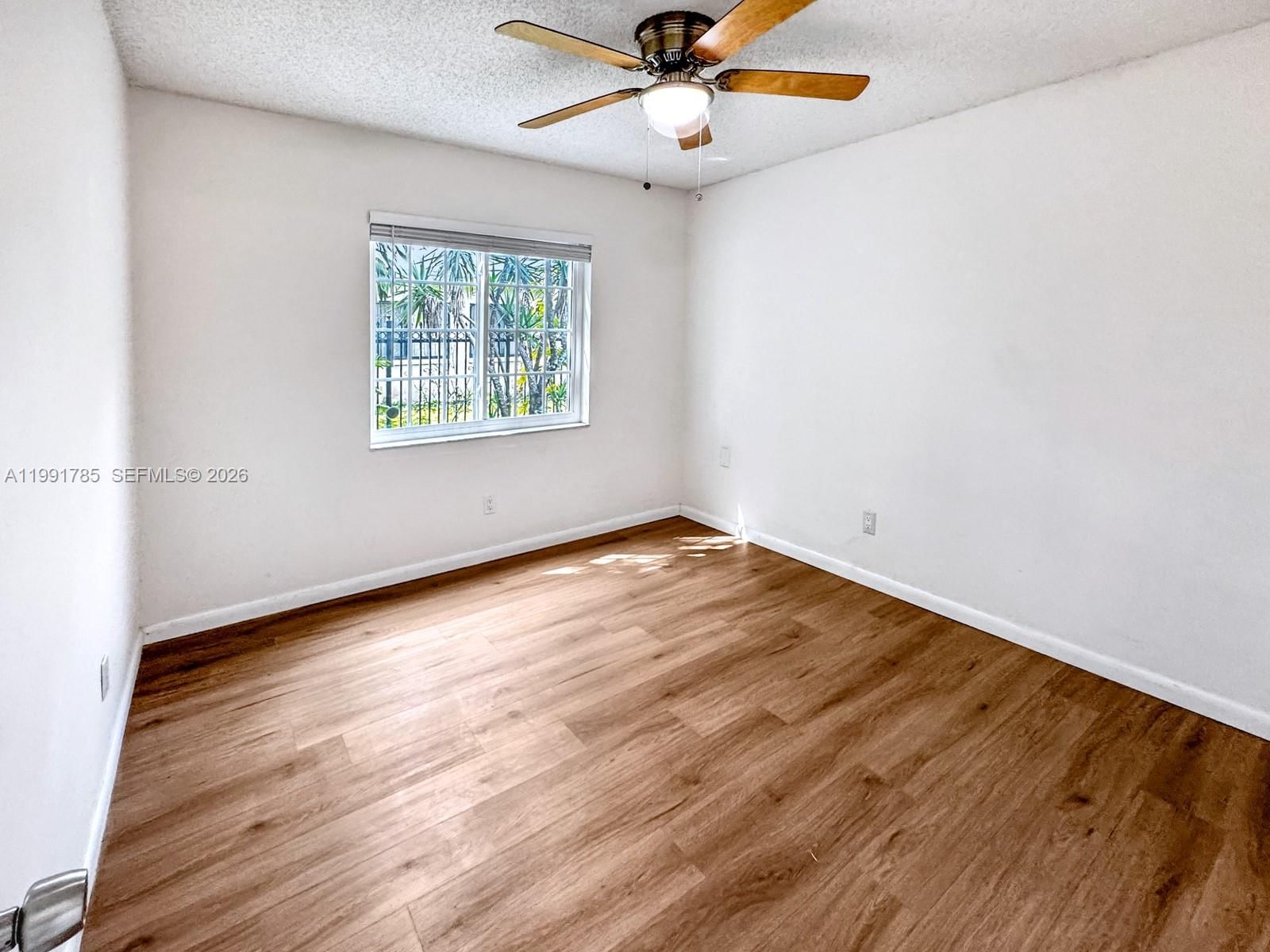 Real estate property located at 6802 34th Ct, Broward, Rainbow Miramar, Miramar, FL