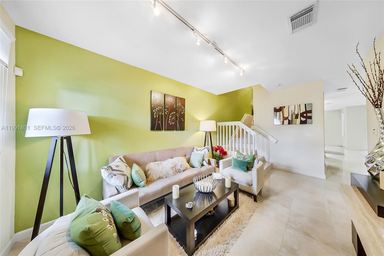 Real estate property located at 10711 75th Ln, Miami-dade, Reserve At Doral East, Doral, FL