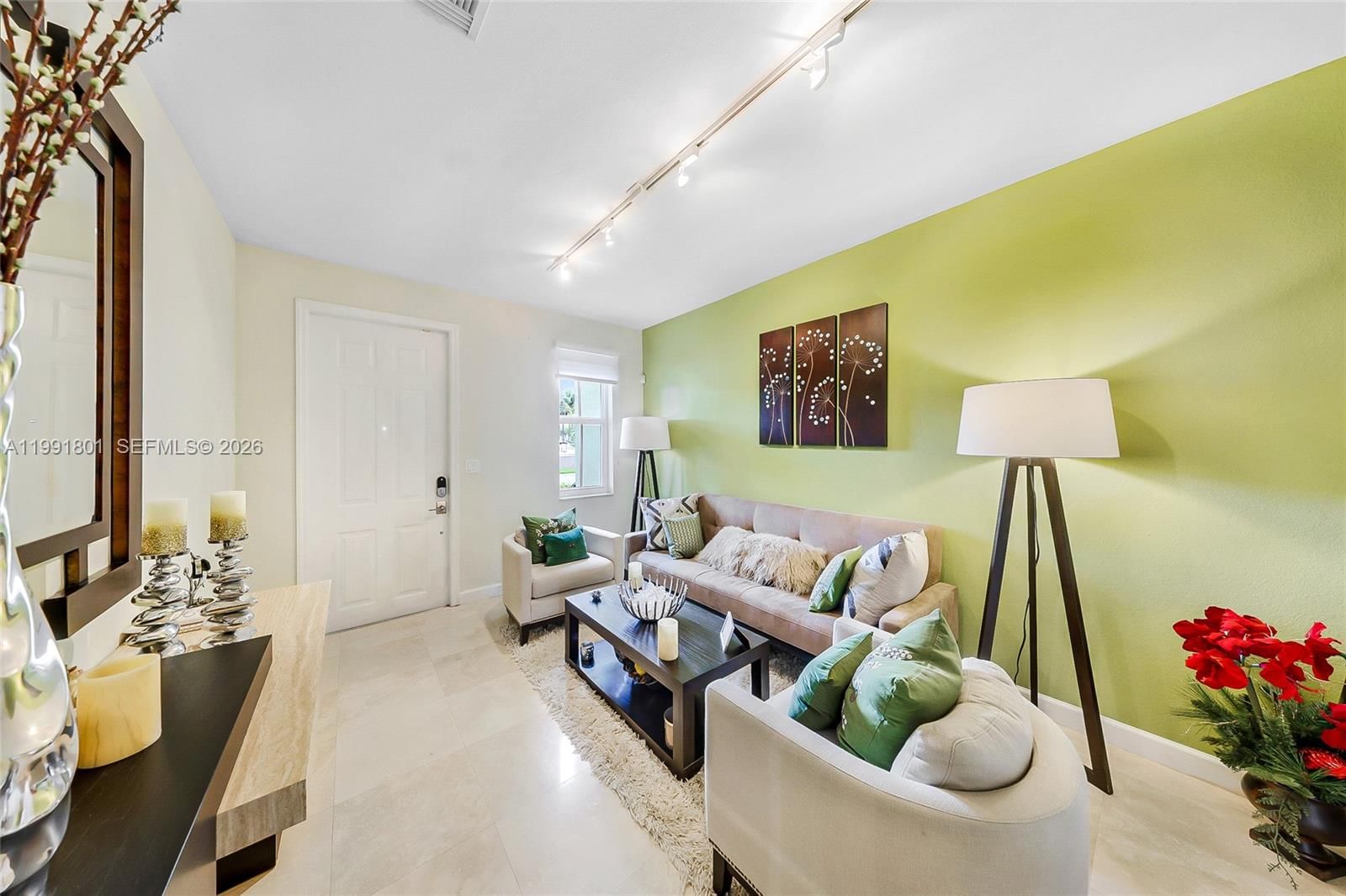 Real estate property located at 10711 75th Ln, Miami-dade, Reserve At Doral East, Doral, FL