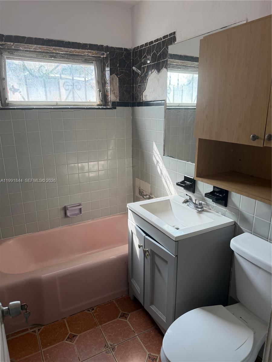 Real estate property located at 60 128th St, Miami-dade, Overbrook Shores, North Miami, FL