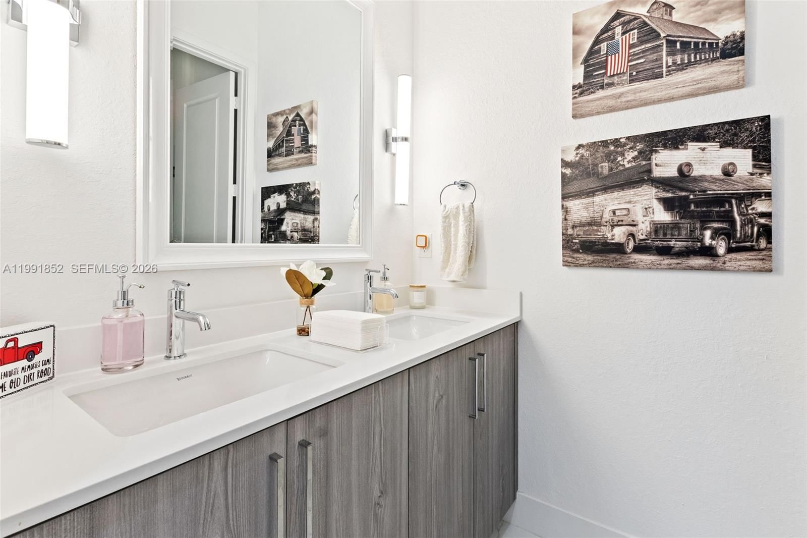 Real estate property located at 13217 227th St, Miami-dade, Southern Cove, Miami, FL