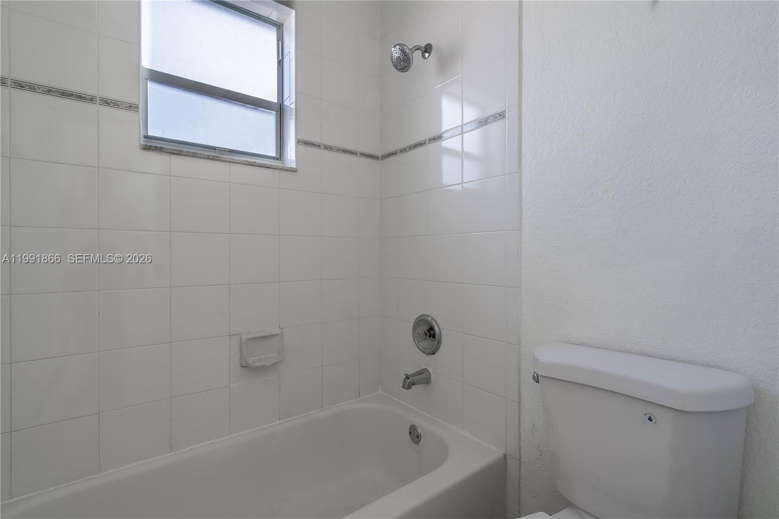 Real estate property located at 317 3rd St #201, Miami-dade, Los Portales Sec B Condo, Hialeah, FL