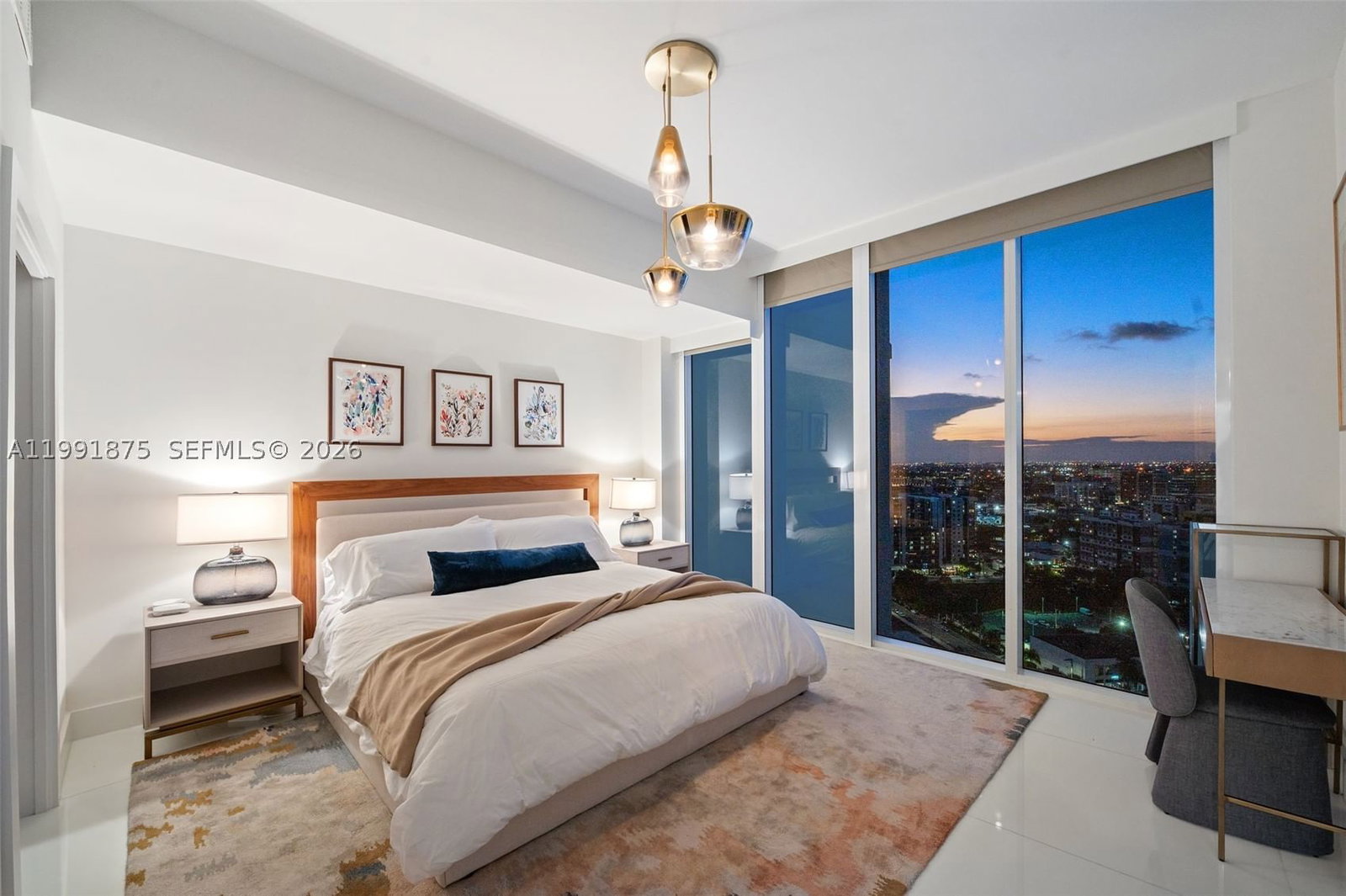 Real estate property located at 2020 Bayshore Dr #2502, Miami-dade, Paramount Bay Condo, Miami, FL