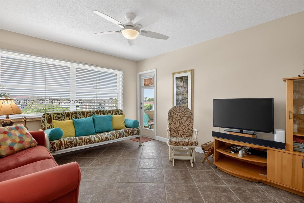 Real estate property located at 4299 16th St #310, Broward, Ashley Hall Condo, Lauderhill, FL