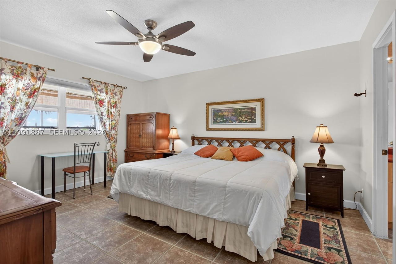Real estate property located at 4299 16th St #310, Broward, Ashley Hall Condo, Lauderhill, FL
