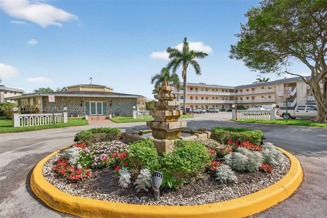 Real estate property located at 4299 16th St #310, Broward, Ashley Hall Condo, Lauderhill, FL