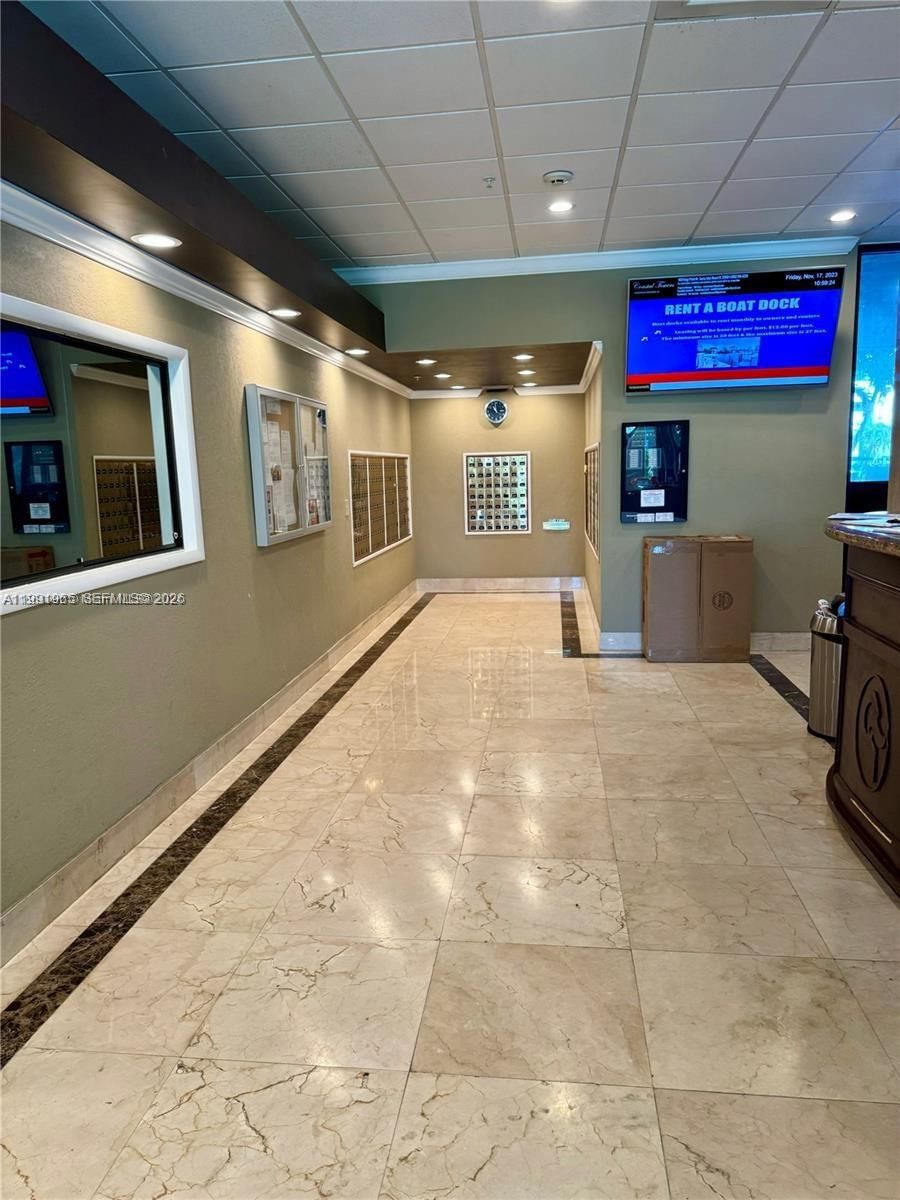 Real estate property located at 400 Kings Point Dr #609, Miami-dade, Coastal Towers Condo, Sunny Isles Beach, FL