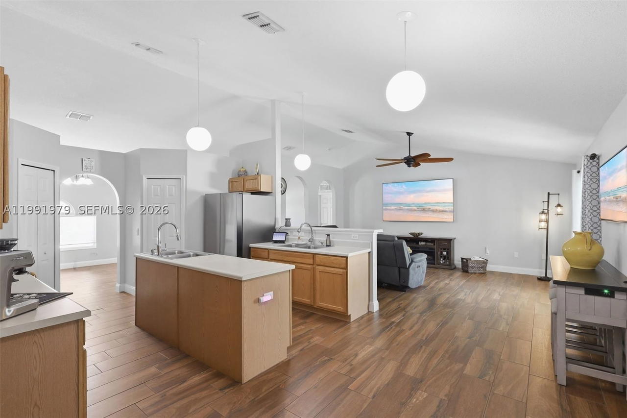 Real estate property located at 3661 Wellington Ln, Polk, Wellington View, Other, FL