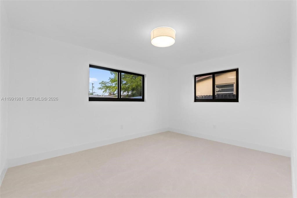 Real estate property located at 7570 Venetian St, Broward, Miramar Sec 9, Miramar, FL