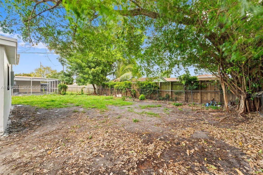 Real estate property located at 7570 Venetian St, Broward, Miramar Sec 9, Miramar, FL