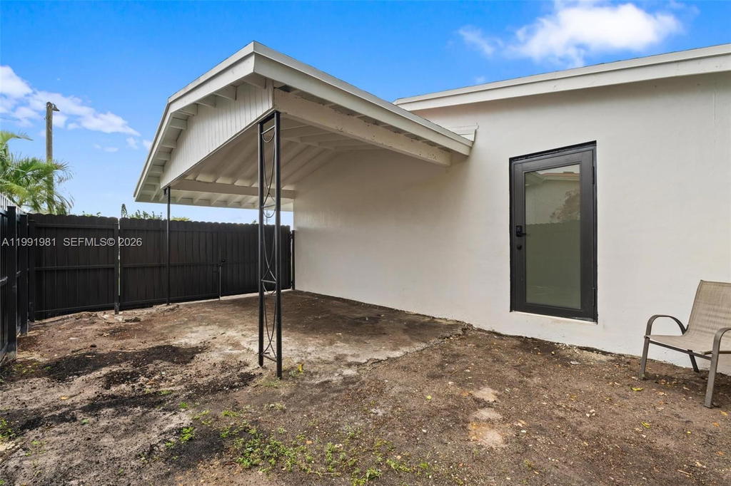Real estate property located at 7570 Venetian St, Broward, Miramar Sec 9, Miramar, FL