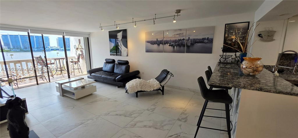 Real estate property located at 17900 Bay Rd #408, Miami-dade, Eden Roc Condo, Sunny Isles Beach, FL