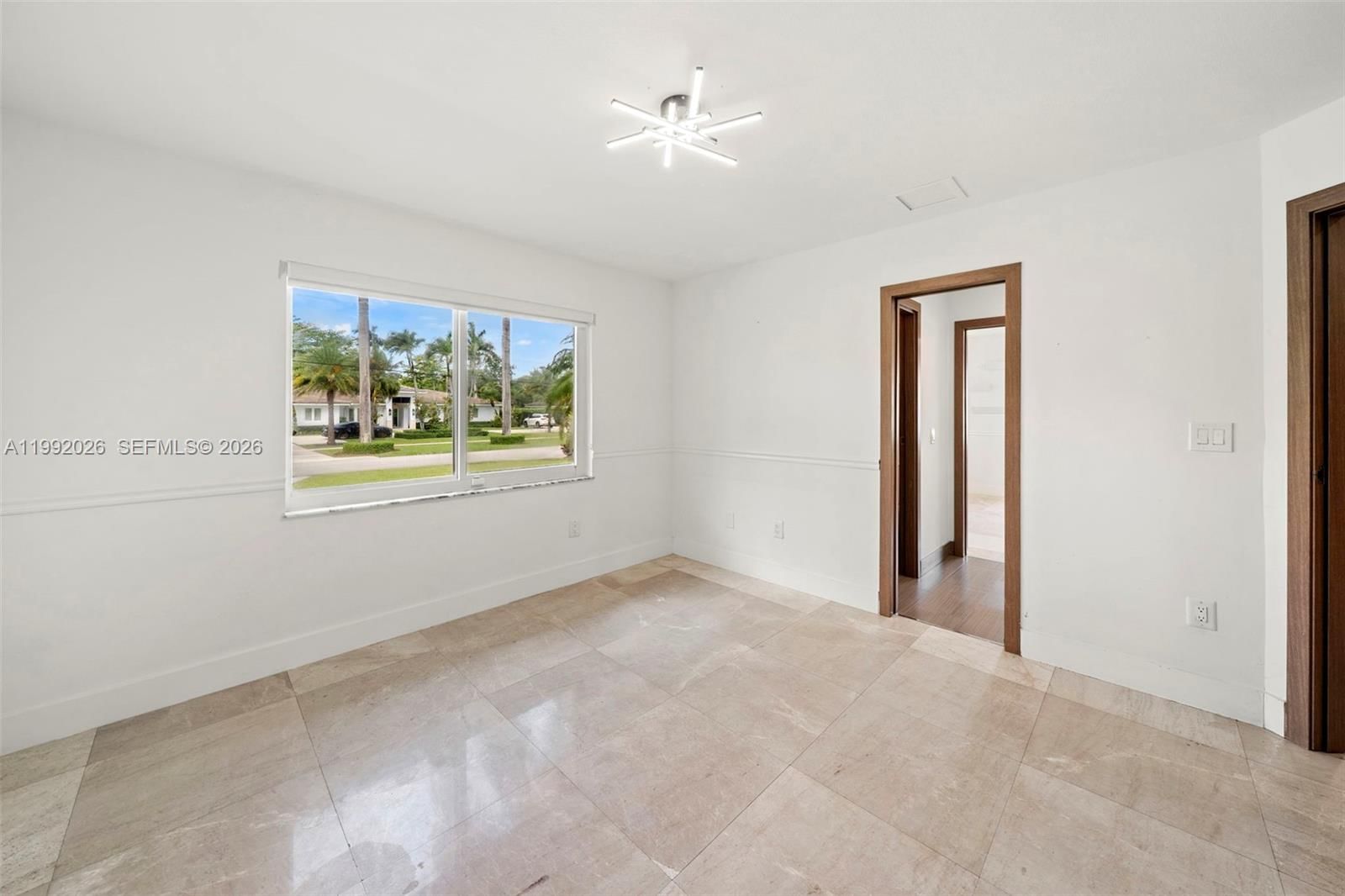 Real estate property located at 15501 77th Ave, Miami-dade, Royal Cutler Estates, Palmetto Bay, FL