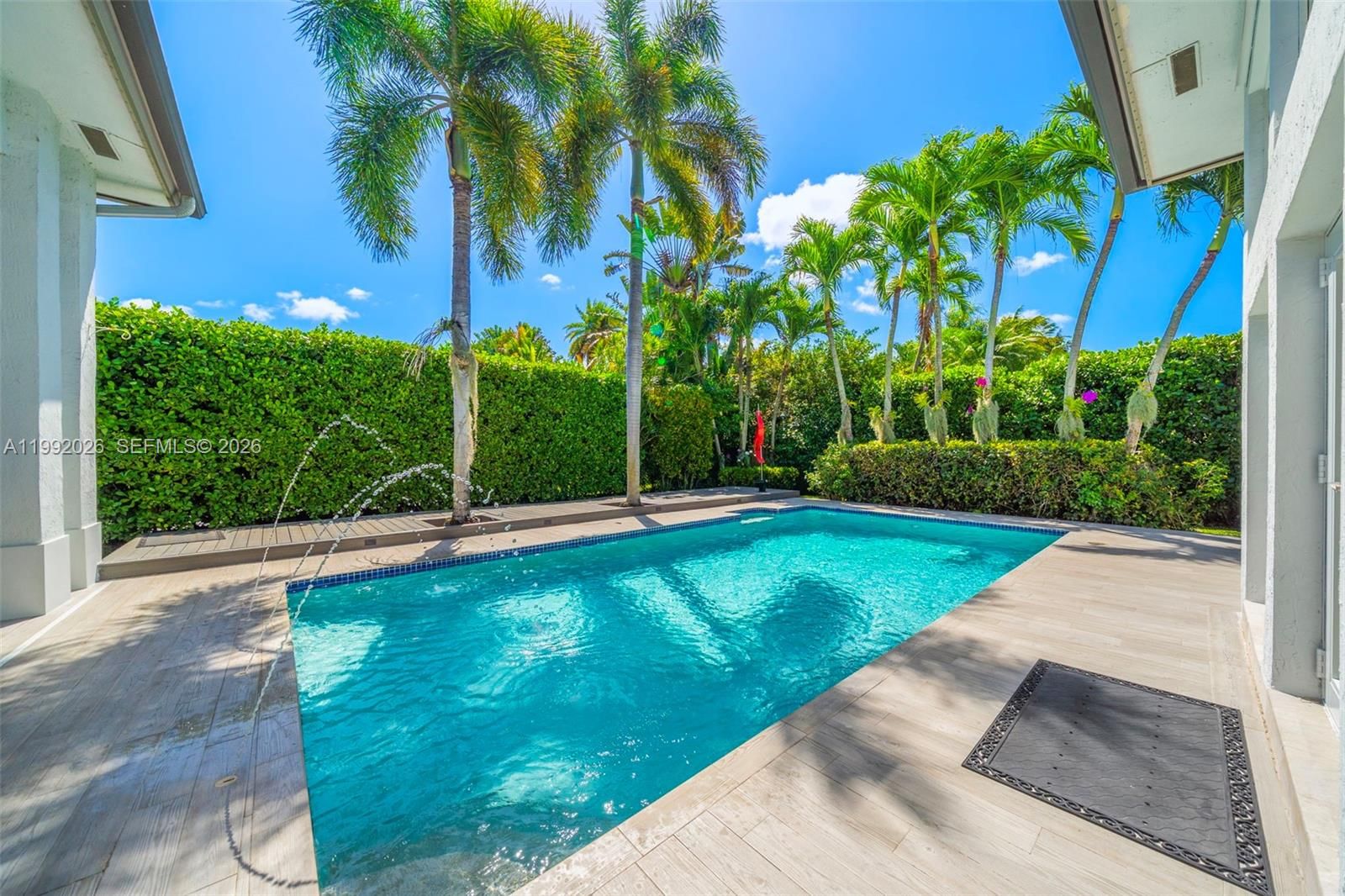 Real estate property located at 15501 77th Ave, Miami-dade, Royal Cutler Estates, Palmetto Bay, FL