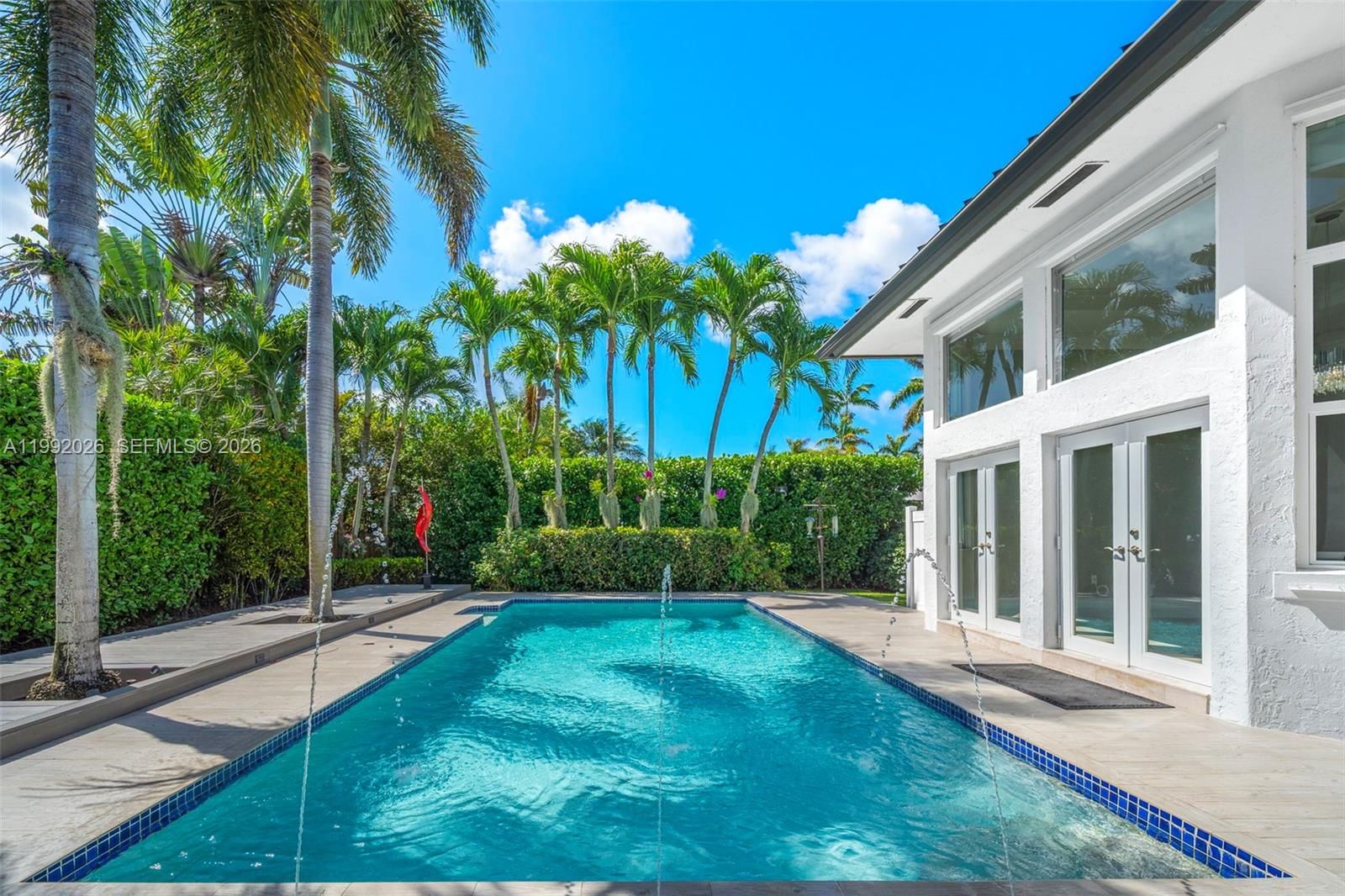 Real estate property located at 15501 77th Ave, Miami-dade, Royal Cutler Estates, Palmetto Bay, FL