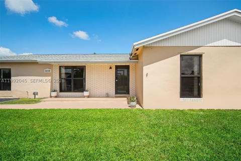 Real estate property located at 26215 130th Ct, Miami-dade, Meadow Wood Manor #4, Homestead, FL