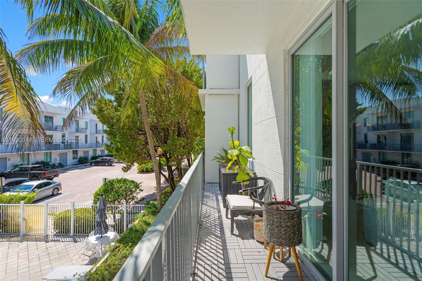 Real estate property located at 2134 Van Buren St #306, Broward, Courtyards At Hollywood, Hollywood, FL