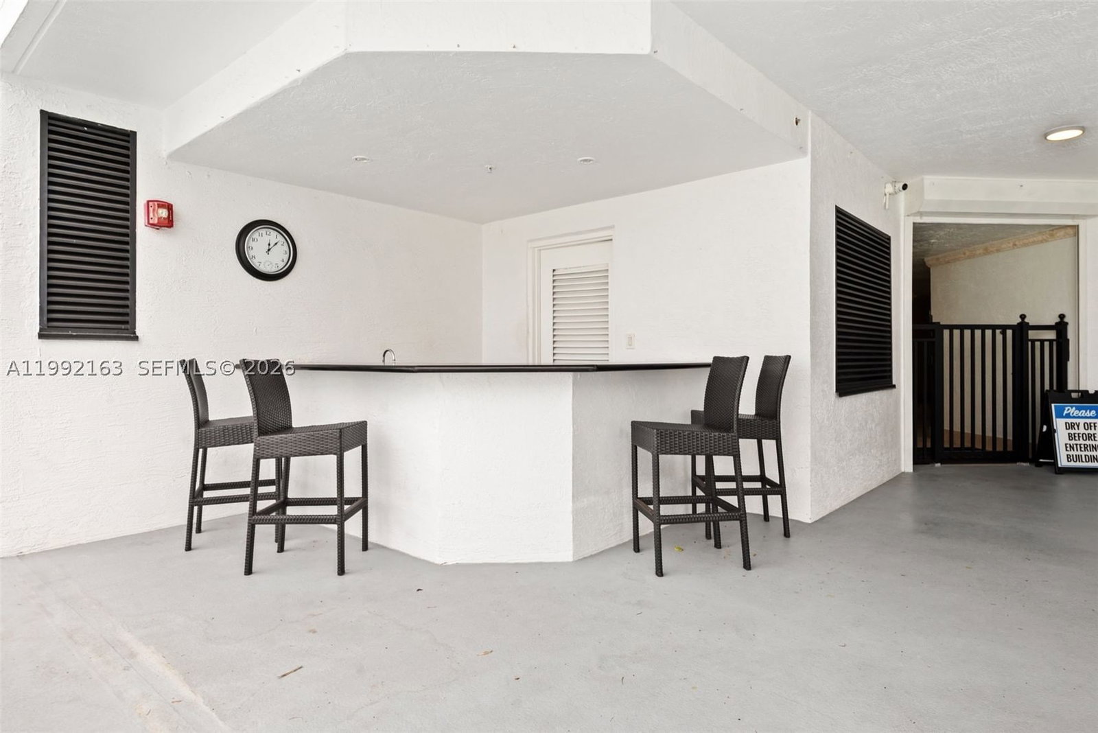 Real estate property located at 357 Almeria Ave #1006, Miami-dade, Gables Park Tower, Coral Gables, FL